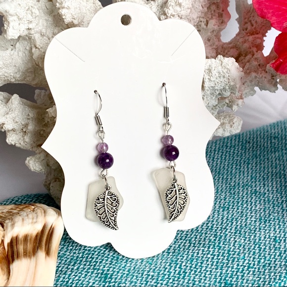 🌿🌺Beach Glass Boho Earrings - Picture 3 of 5